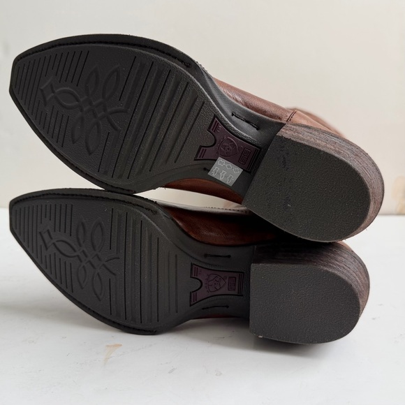 Ariat Chestnut Leather Heeled Boots - Picture 10 of 14